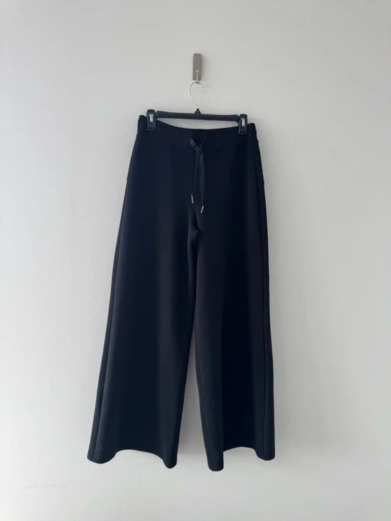 SPANX Air Essentials Wide Leg Pants in Black M - Picture 2 of 4